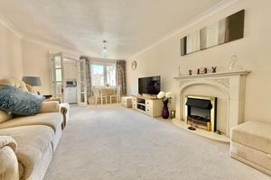22' Living Room- click for photo gallery